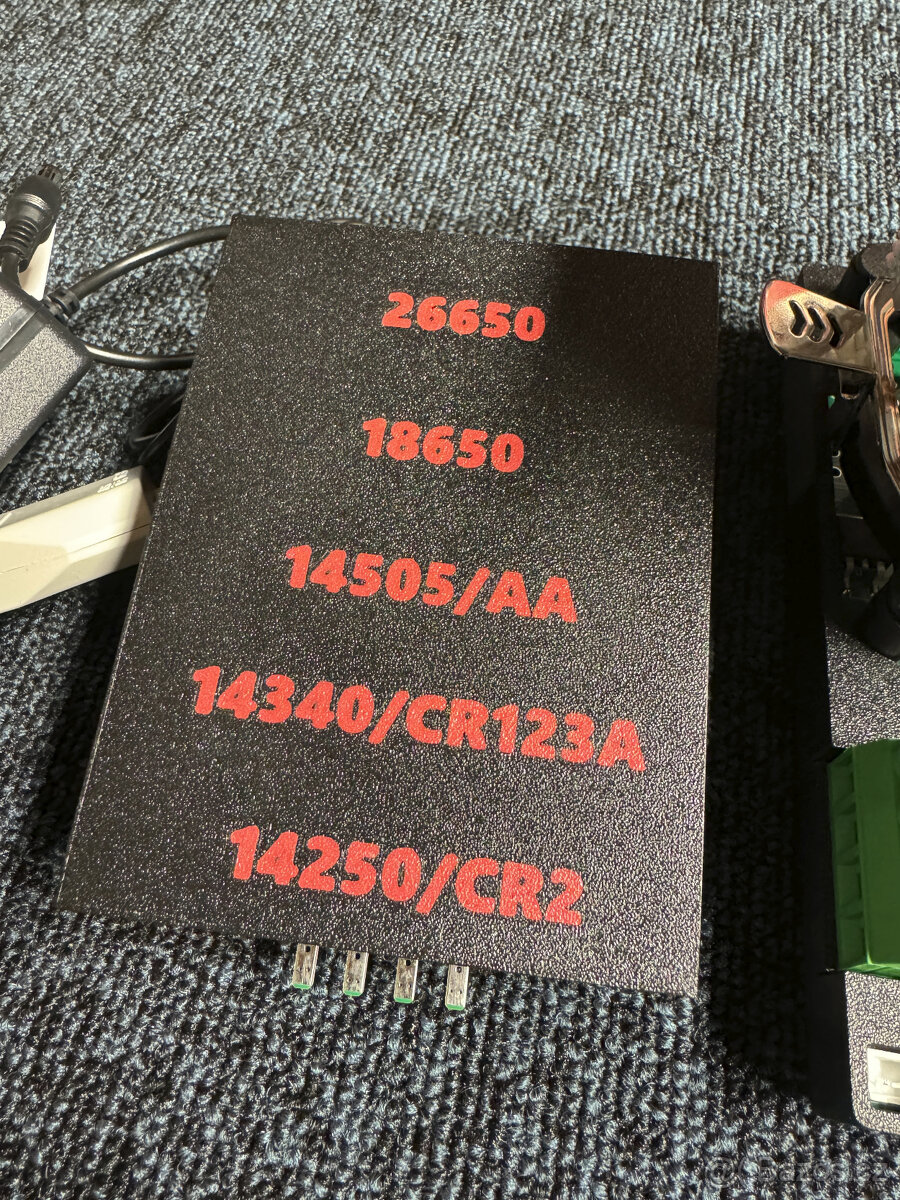 Elektronická zátěž kapacity aku DL24 180W 25A+ kryt - 7