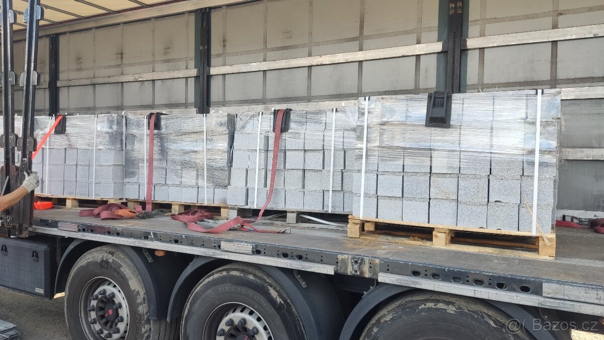 PRODÁM ŽULOVOU DLAŽBU 16X16,16X24,16X32 PRAŽSKÝ STANDART - 7