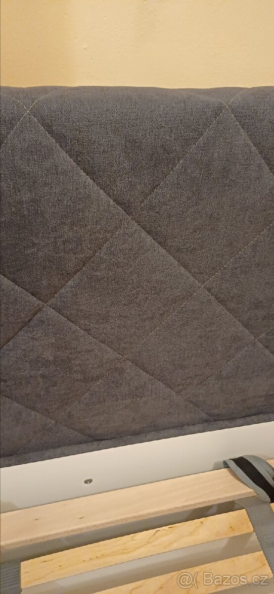 Čalouněná postel 90x200 s polohovacím roštem - 7