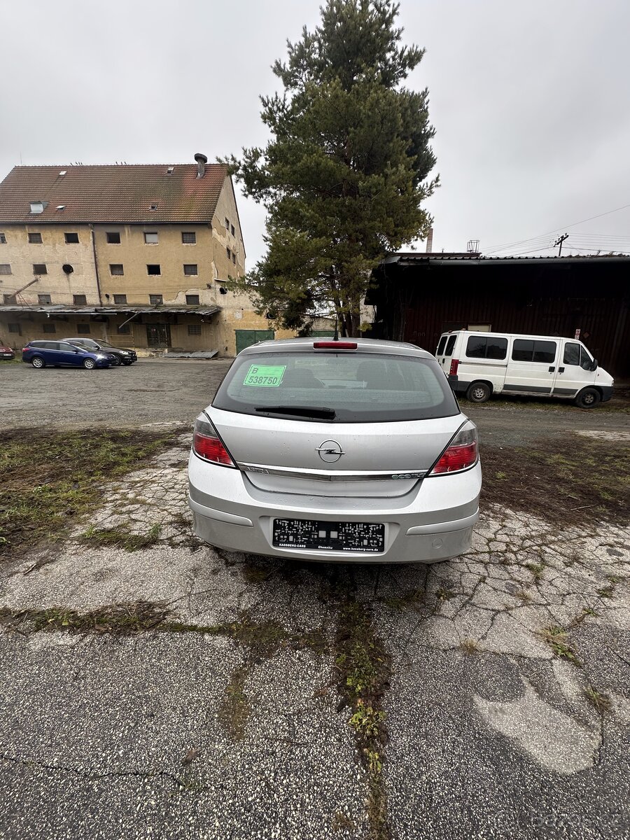 Opel Astra - 7