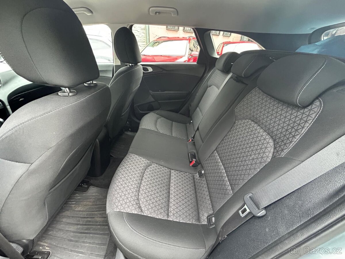 Kia Cee´d, 1.6 CRDi 100 KW - 7