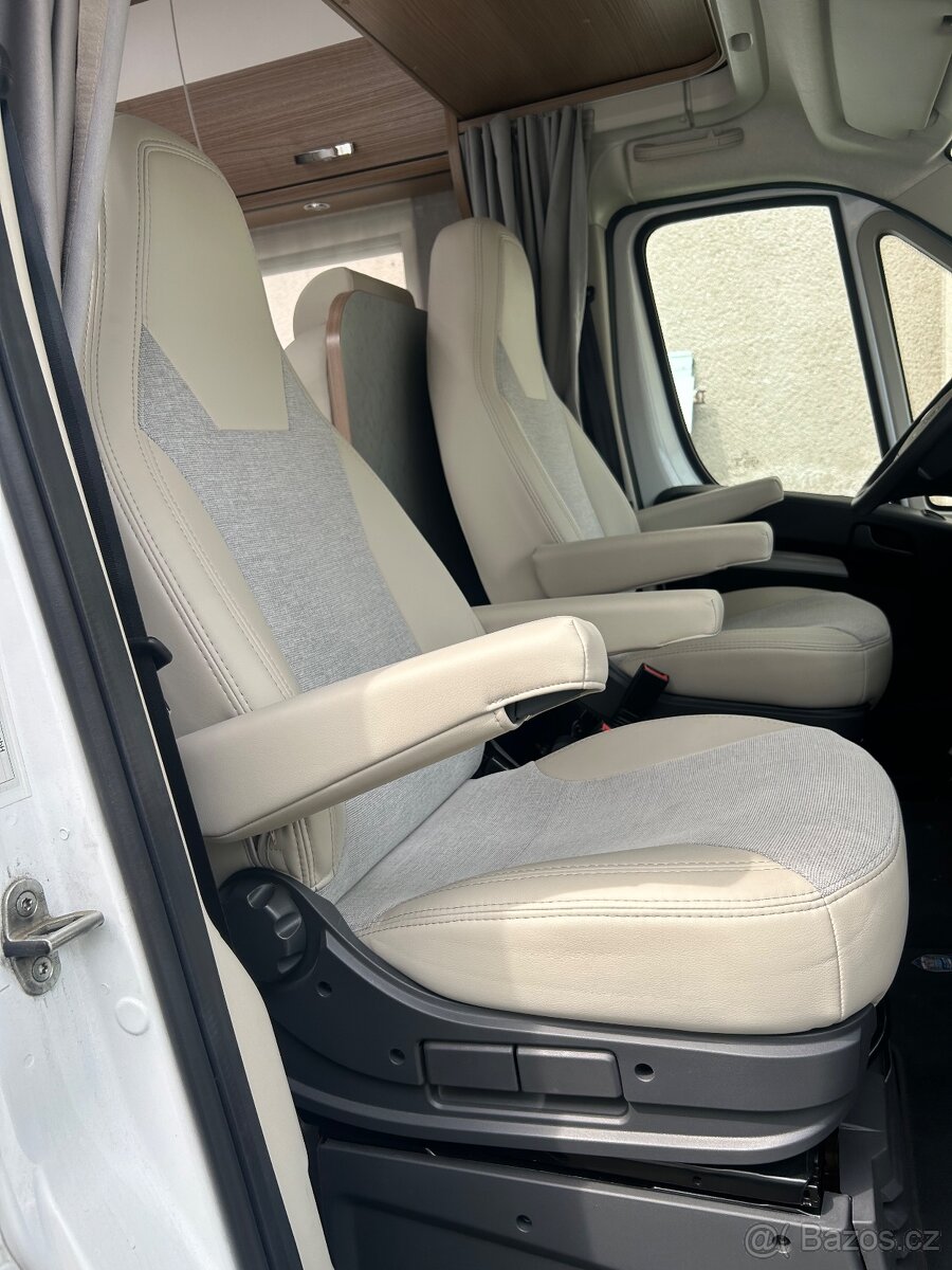 Obytný vůz Carado A464 (alkovna), možný odpočet DPH - 7