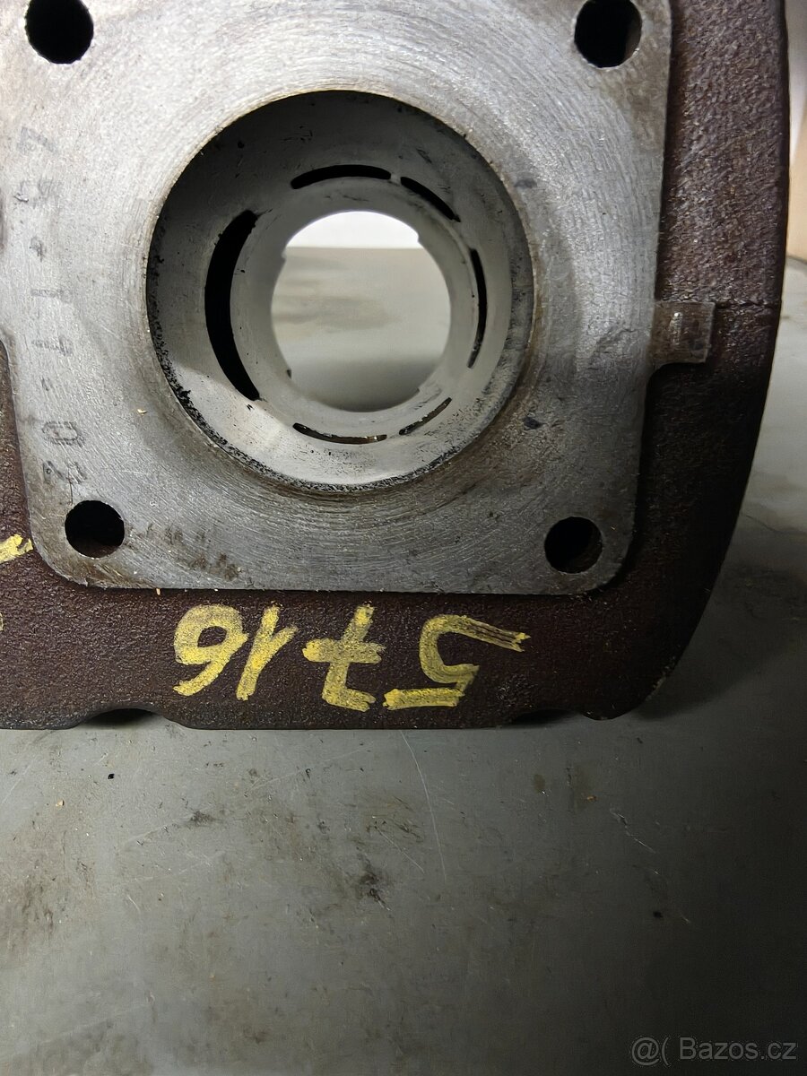 Válec Honda x8r - 7