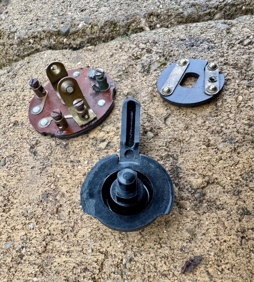 ČZ 125 B T C - přepínač - 7