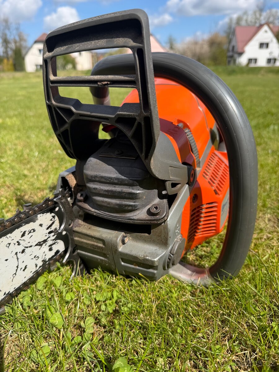 Motorová pila 572XP - 7