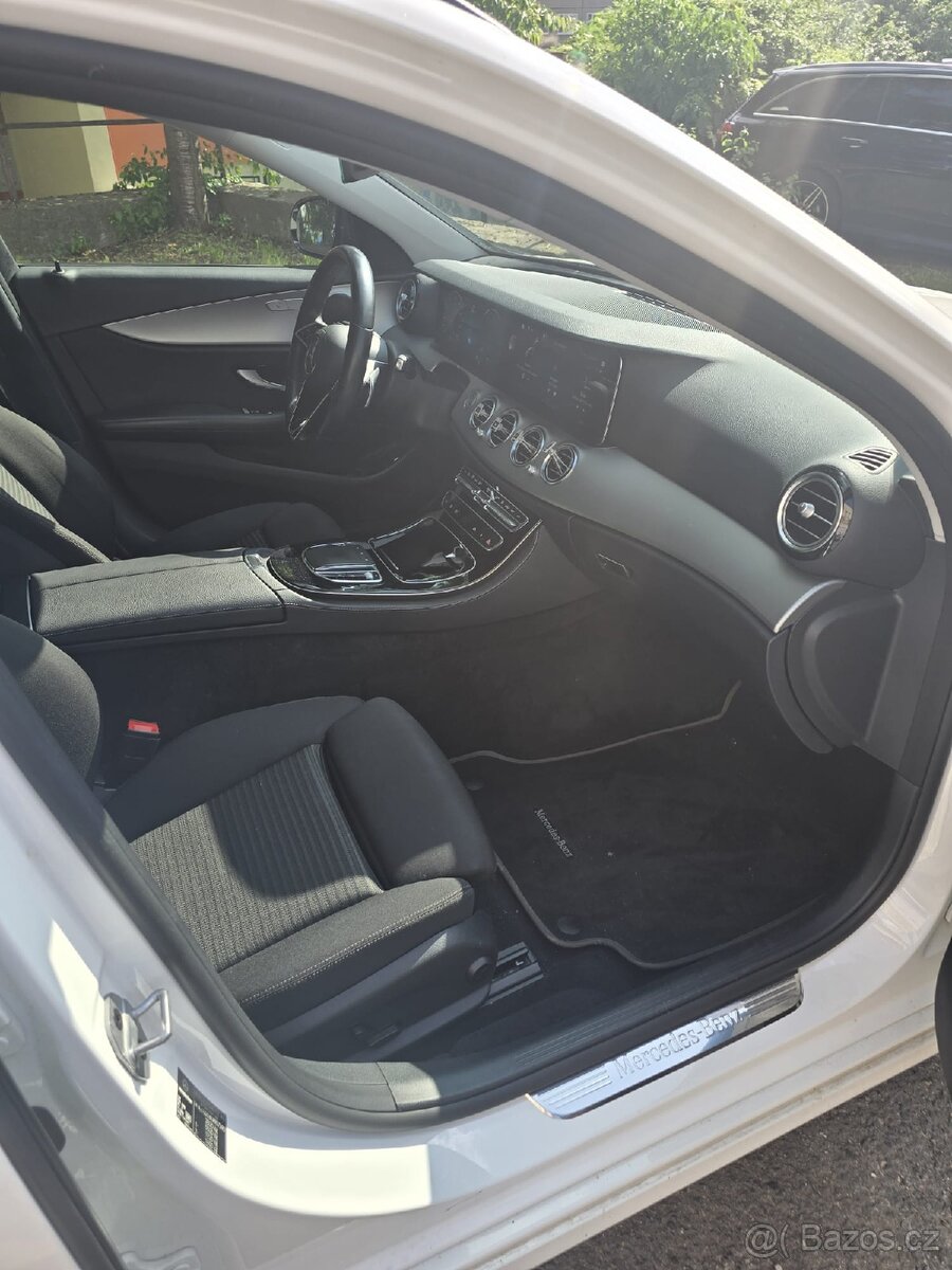 Mercedes E300 de T model UVEDENÁ CENA BEZ DPH - 7