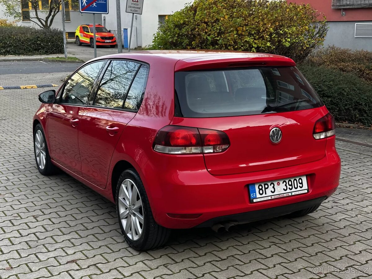 Volkswagen Golf 1.4 TSI 118kW DSG Highline ALU R17 Alcantara - 7