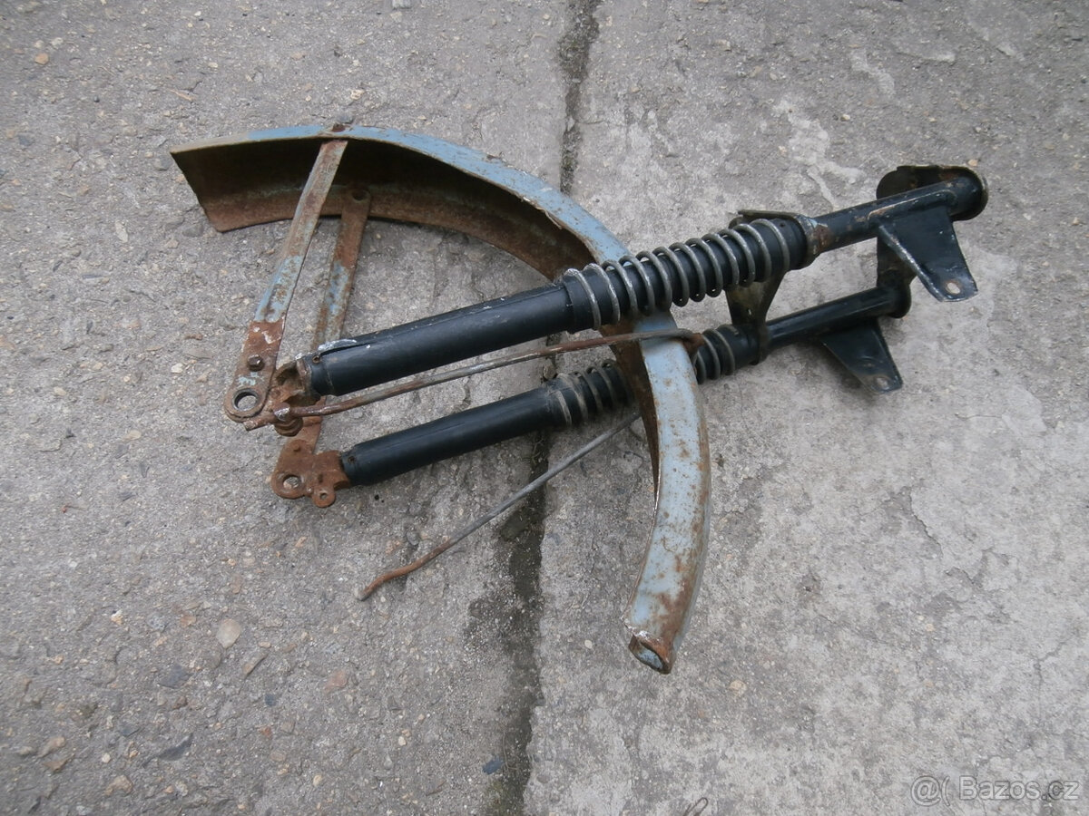 Motocykl veterán přední vidlice s blatníkem za 500 kč - 7