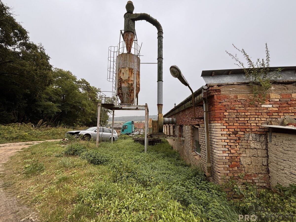 Prodej výrobního, skladovacího prostoru 1145 m² , obec Neso - 7