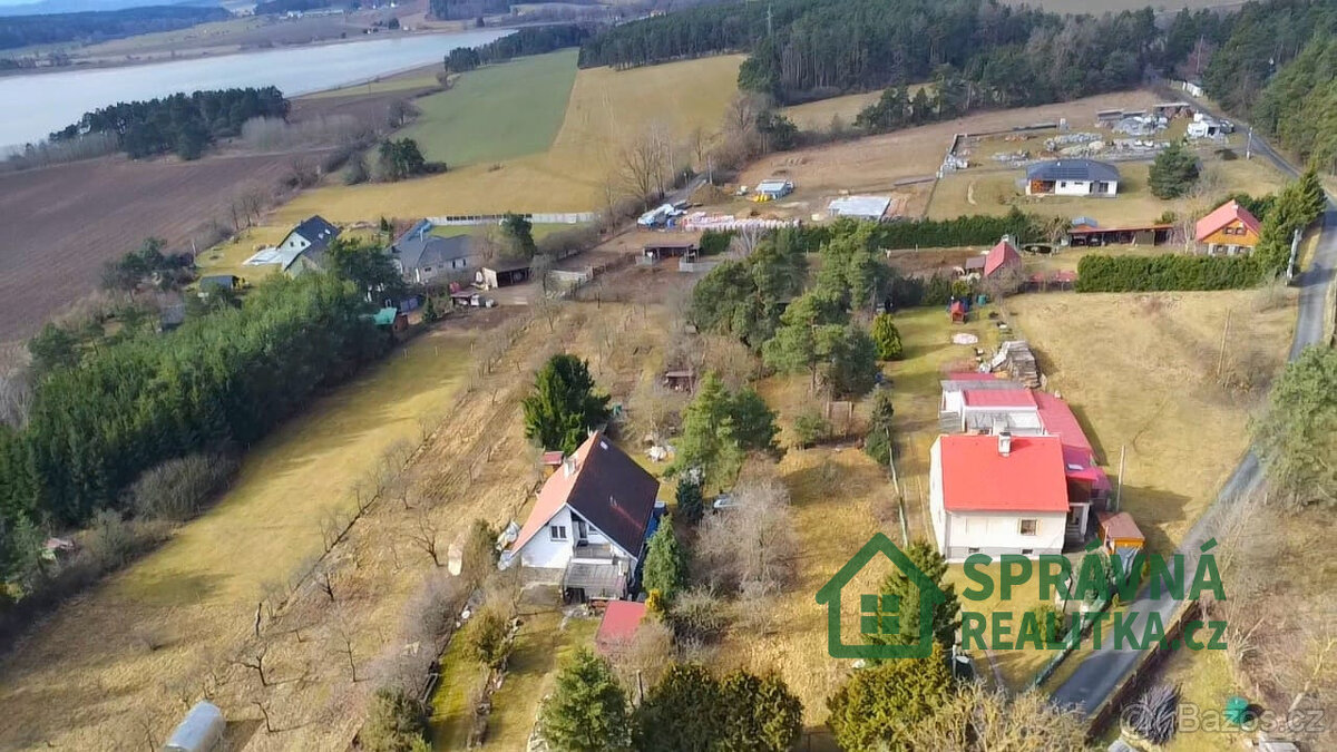 Prodej pozemku 2080m2 - 7