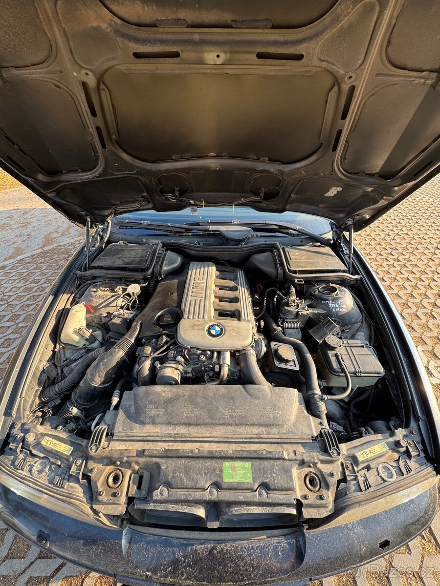 BMW e39 525d 120kw - 7