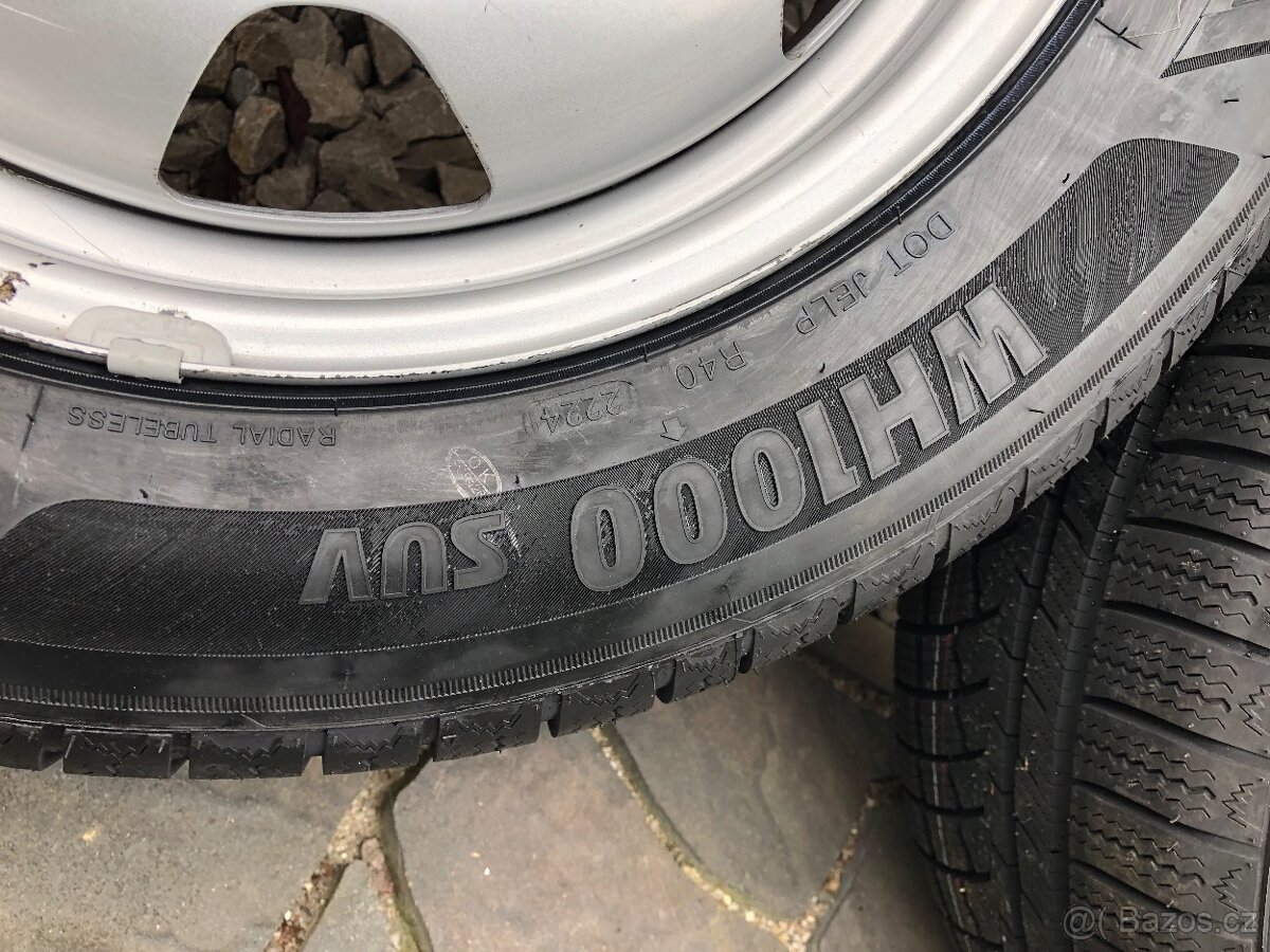VW Transporter Multivan T5-Zimní sada 235/55/R17 103H - 7