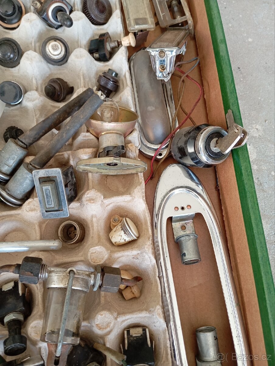 Staré díly škoda Tatra Praga Jawa aj - 7