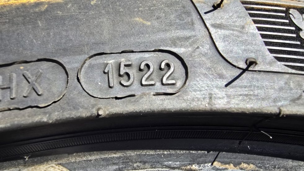 Letní pneu 245/35/20 Michelin - 7