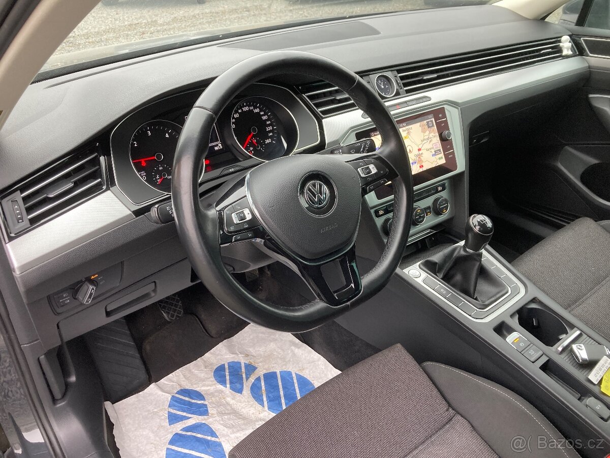 PASSAT,2.0TDI,110KW,2017,LIFT,VÝHŘEV,NAV,TEMP,DIGI,SERVIS VW - 7