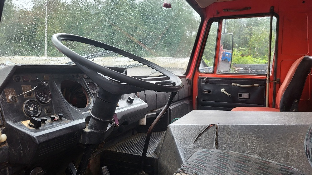 Kabina T815 T1 - 7