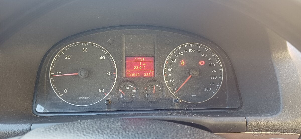 Volkswagen Touran, 7 mist k sezení - 7