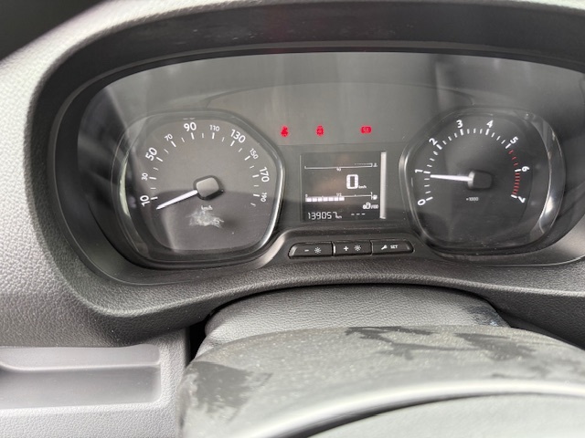 Citroen Jumpy 6 míst L2H1 - 7