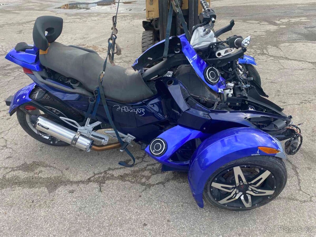 can am spyder 1000 - 7