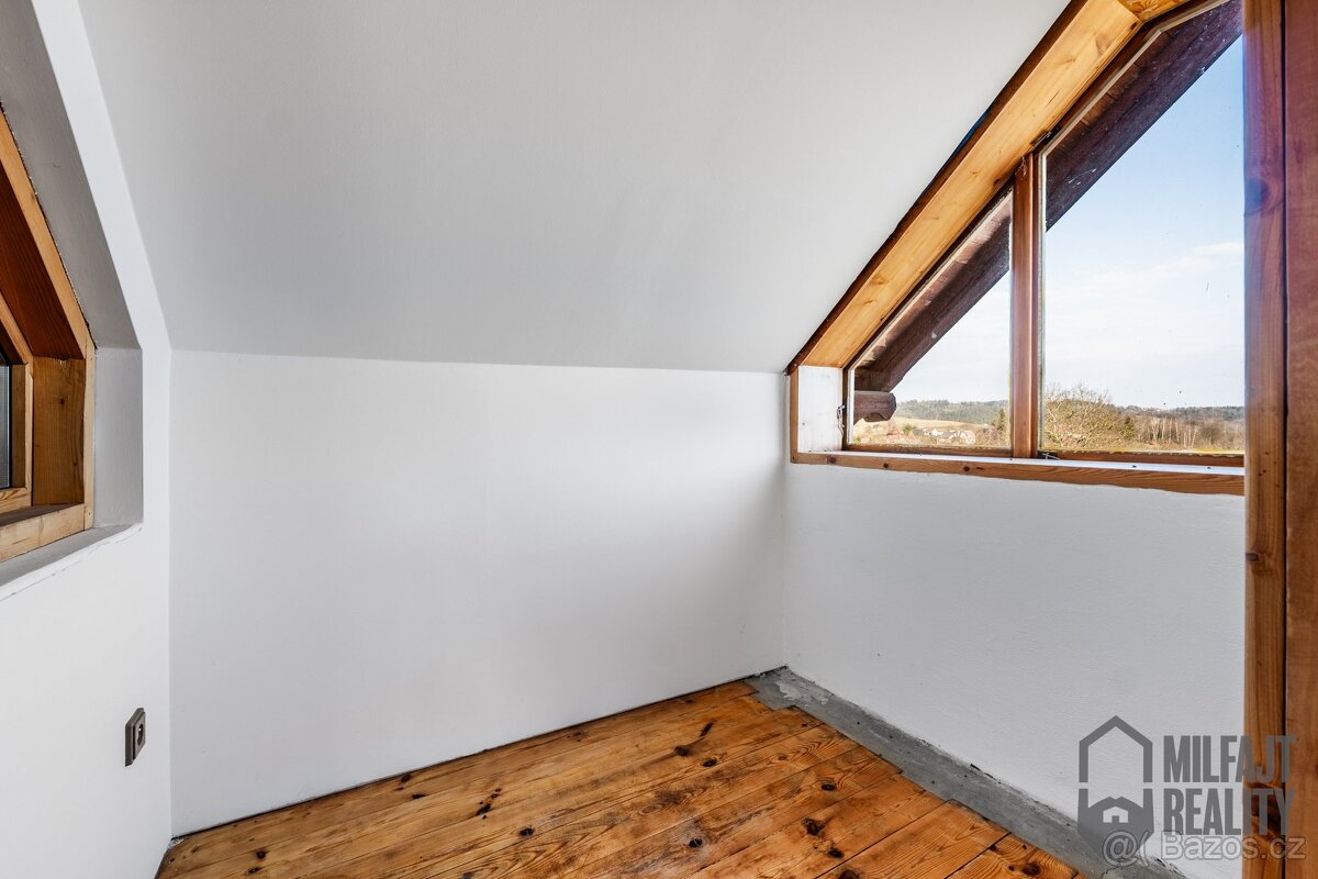 Dvougenerační RD (3+1, 4+kk), 2.135 m2 pozemek, Železný Brod - 7