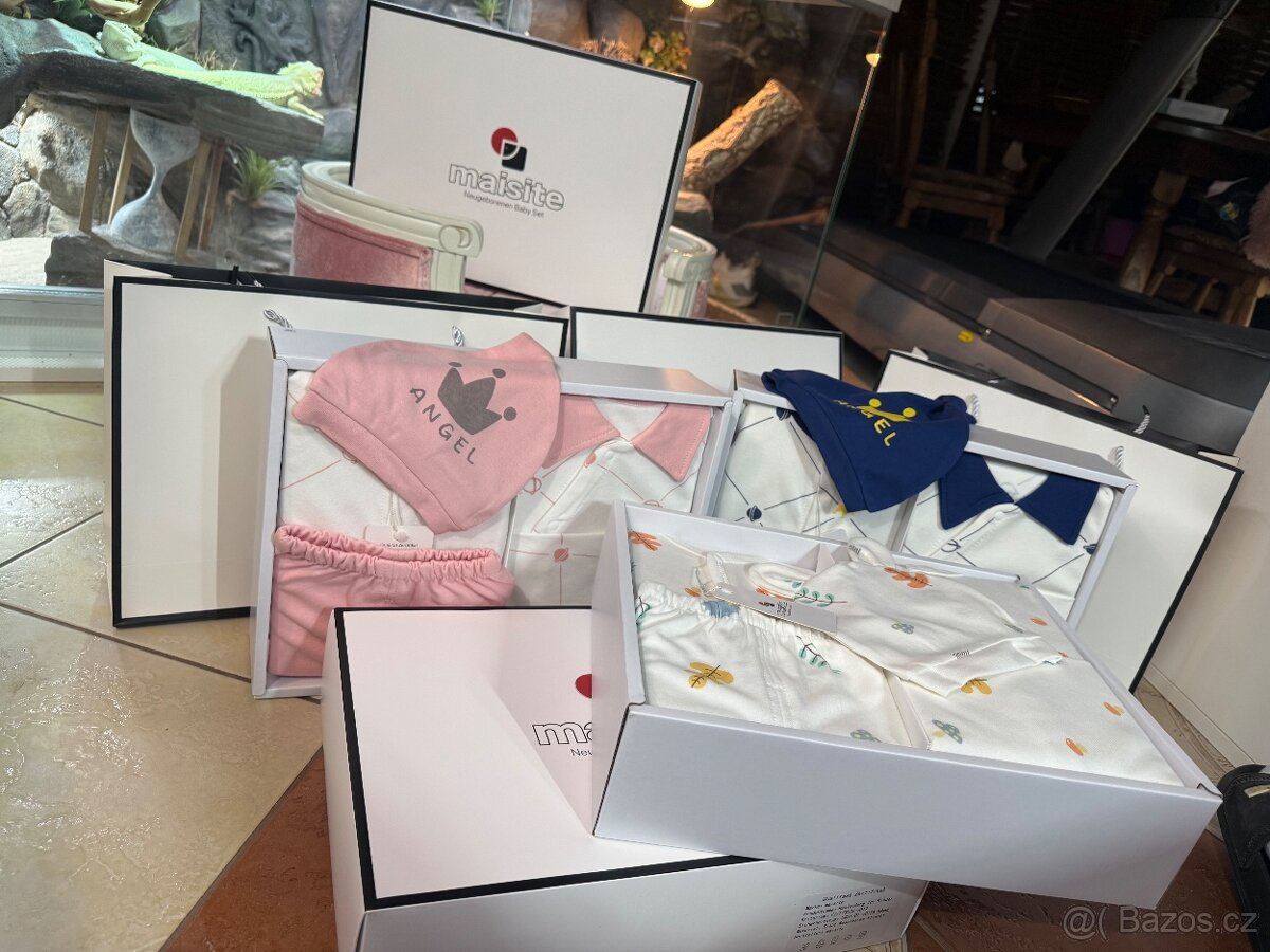 DÁRKOVÉ SOUPRAVY PRO MIMINKO N.O.V.É. - 7