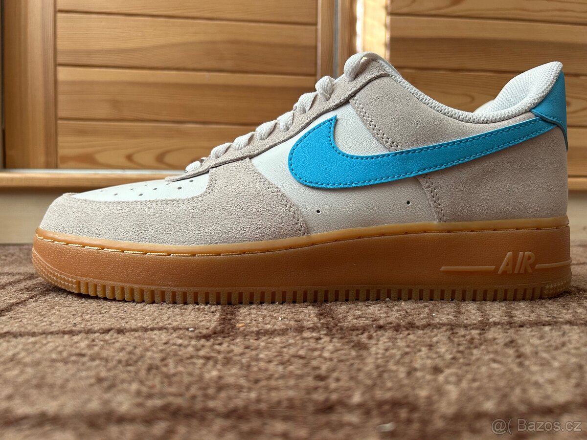 Nike Air Force 1 '07 LV8 - 7
