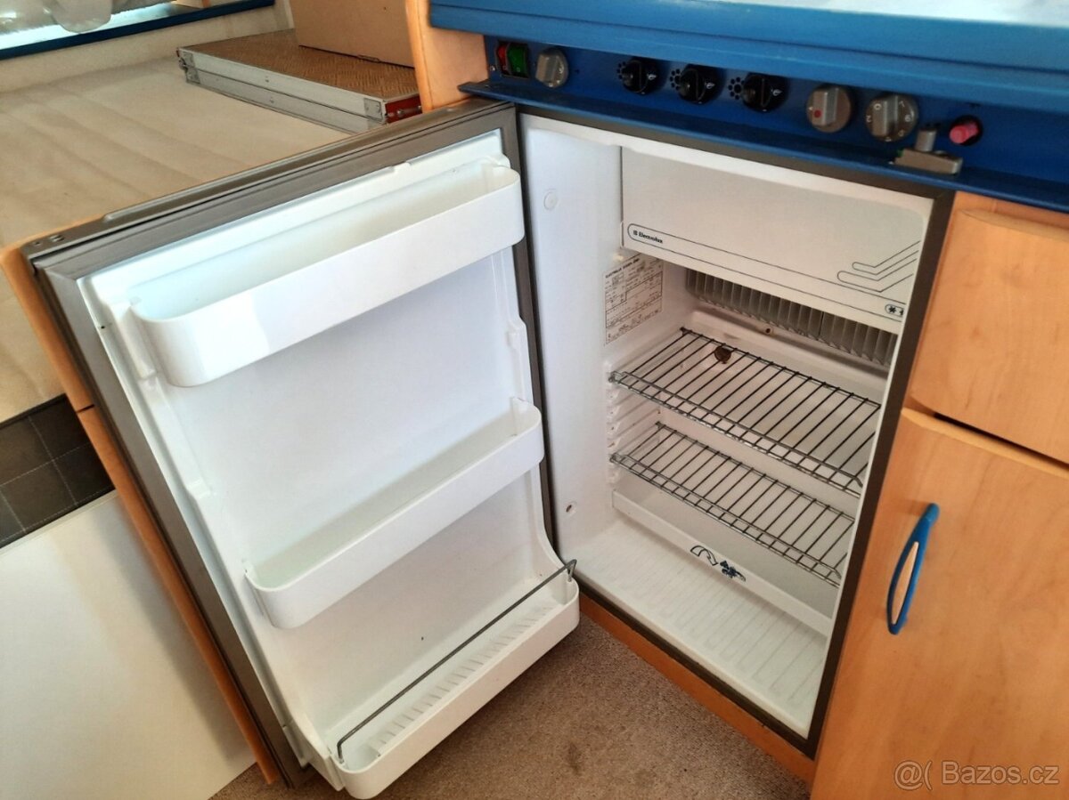 Hobby De Luxe 400 - 7