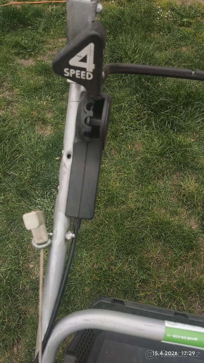 Benzínová sekačka - 7