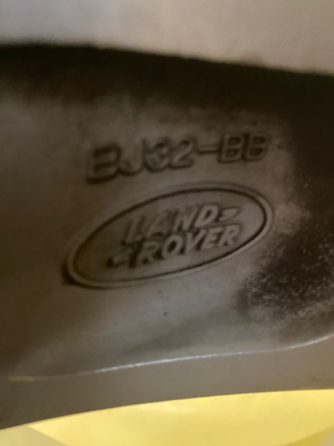 LAND ROVER EVOQUE - ALU KOLA + ZIMNI PNEU - 7