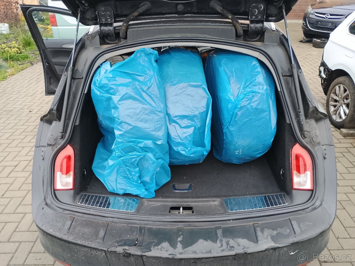 Prodám Opel Insignia 2.0 CDTI 118kw KO motor - 7