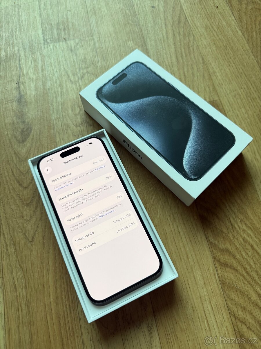 Apple iPhone 15 Pro 128GB modrý - 7