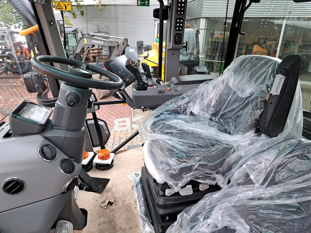 JCB Fastrac 4220 ICON - 7