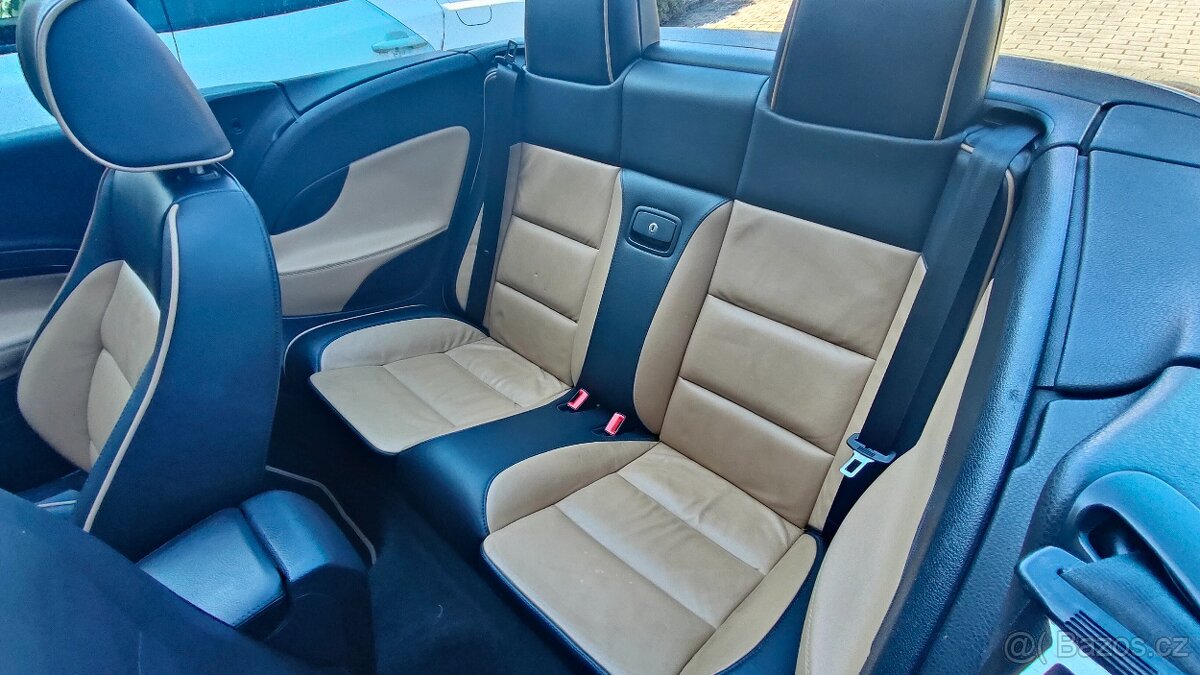 Volkswagen Eos 3.2 6-válec INDIVIDUÁL DSG - 7