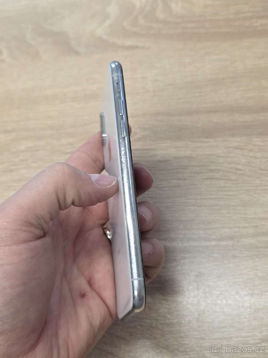 iPhone X 64GB - 7