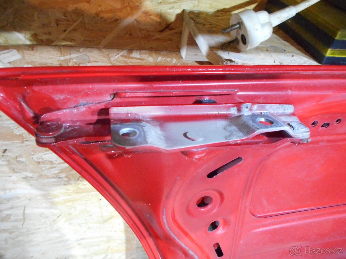 FABIA 1 PREDNI KAPOTA - 7