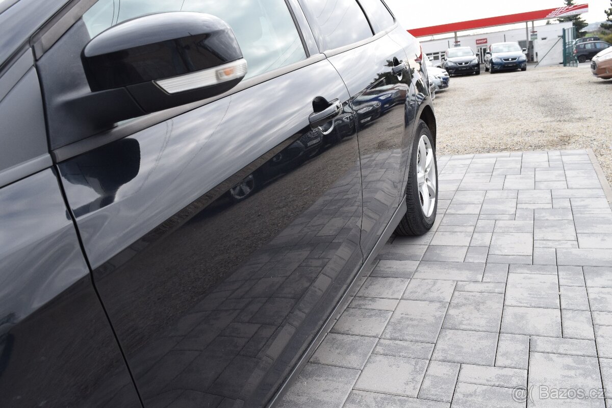 Ford Focus 1.0 i 92KW PO ROZVODECH PO STK - 7