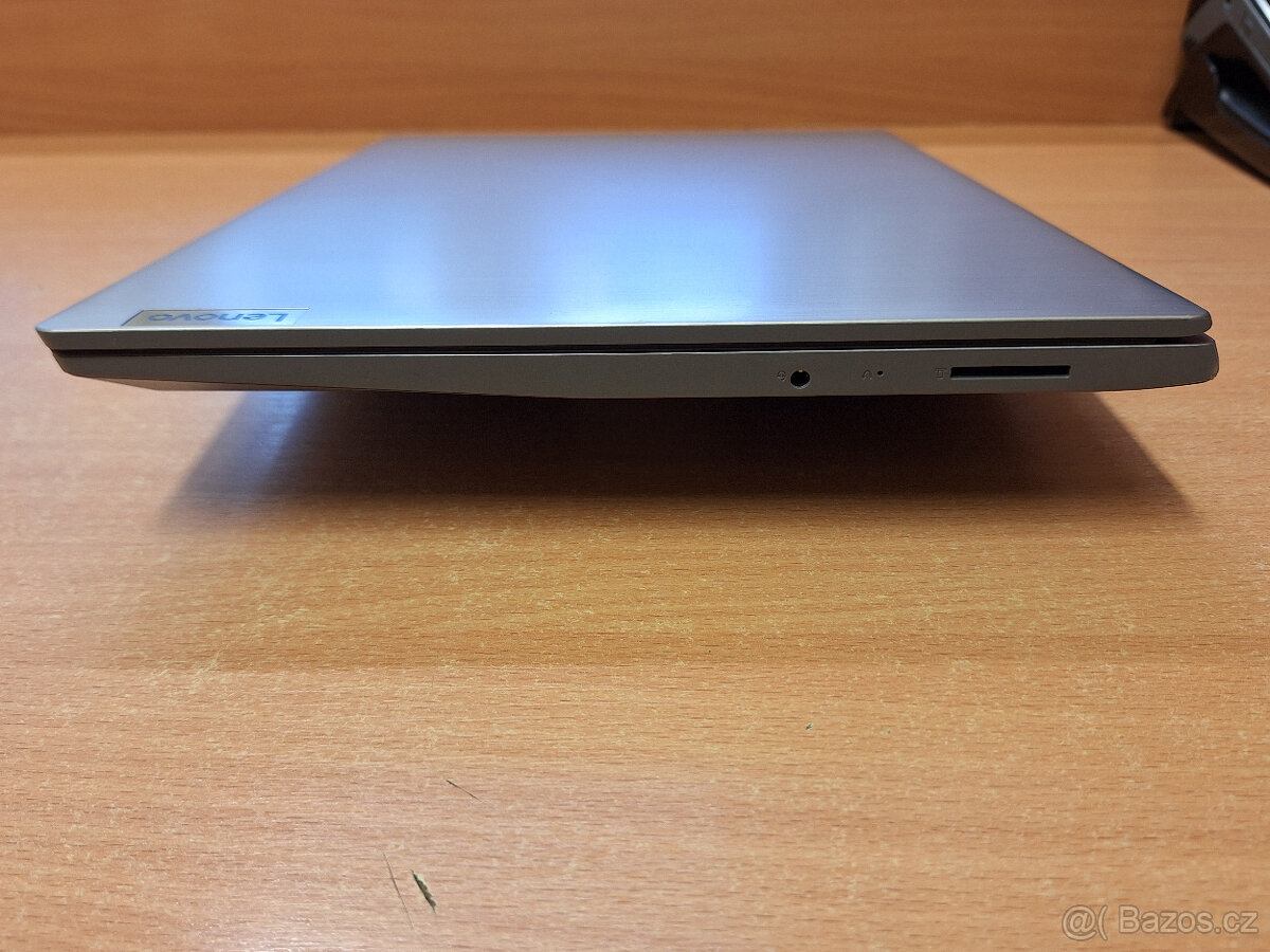 Lenovo IdeaPad 3 15ADA05 - 7