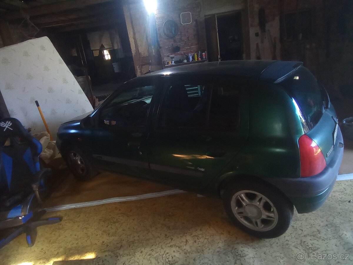 Clio 2 - 7