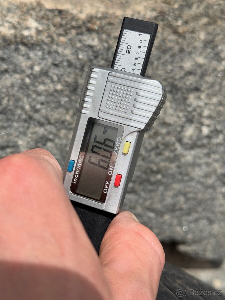 celoroční pneumatiky 225/40 R19 Tracmax - 7