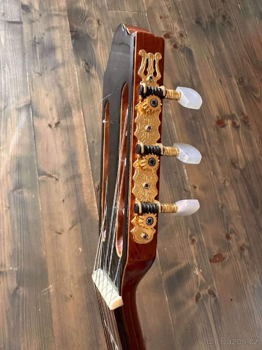 Kytara Strunal Schönbach, model 977, velikost 4/4 - 7