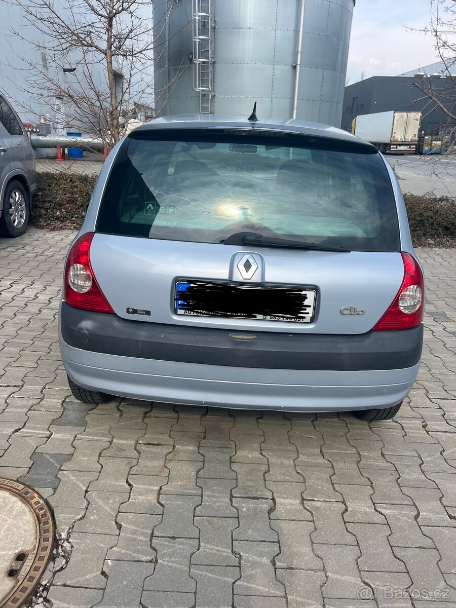 Tenault clio 1,2 - 7