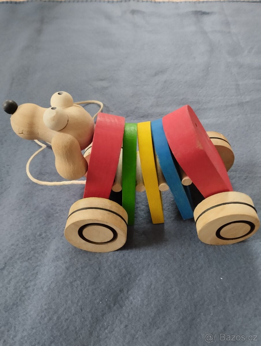 Různé hracky - 7