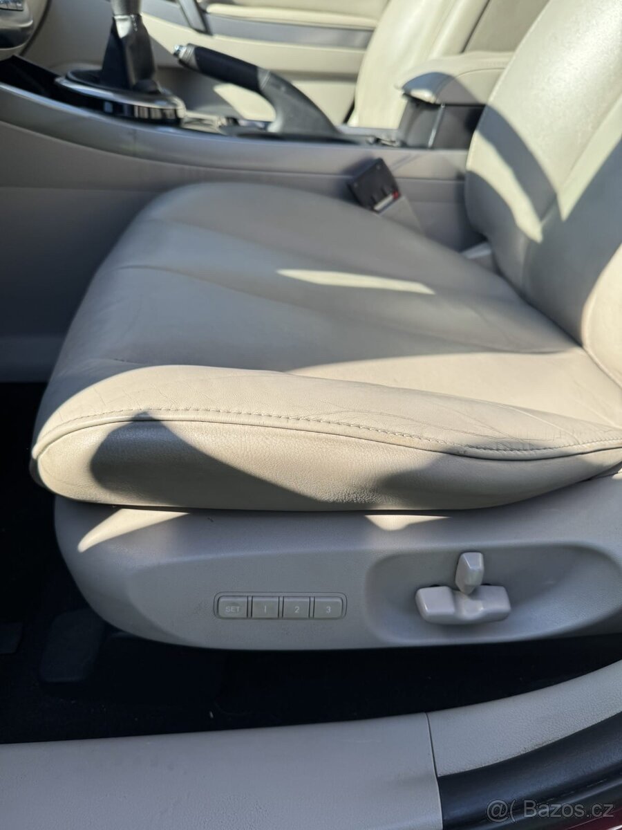 Mazda CX7 Revolution max výbava - 7