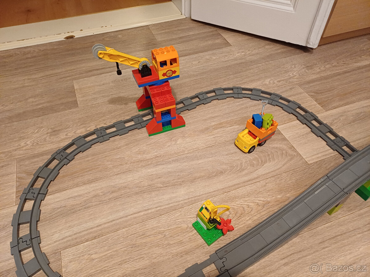 LEGO DUPLO- set sad vlaků, kolejí a kostek - 7