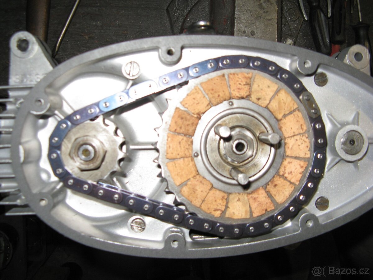 JAWA 550 - 555 motor 2 - 7