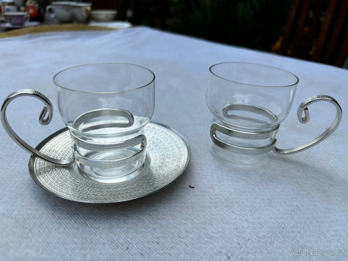 Různé sety hrnečků s talířky - 7