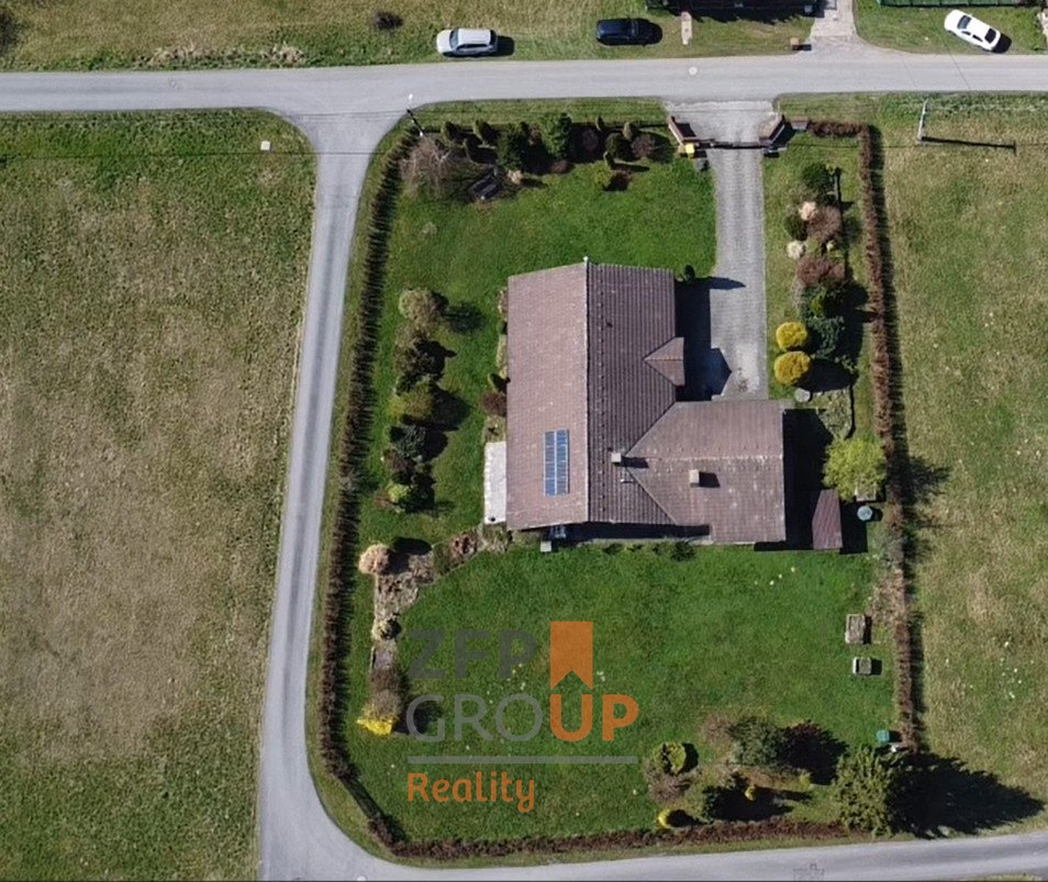 Prodej rodinné domu o rozloze 256 m². ulice Okružní, Šenov - 7