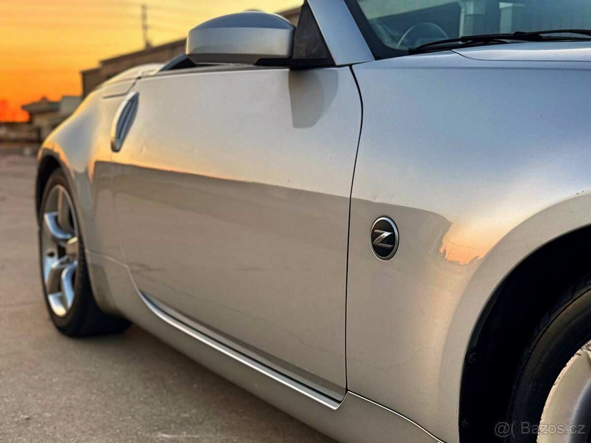 2006 Nissan 350Z Touring | 3.5L V6 - 7