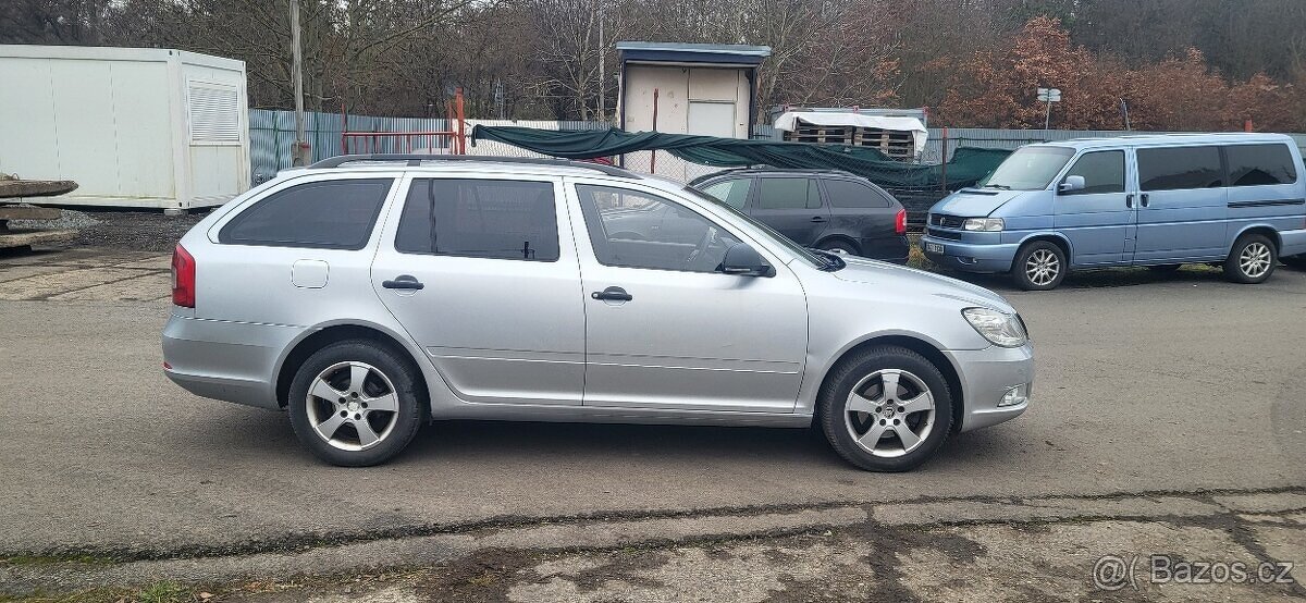 Škoda Octavia combi II 1.9 TDI 77 KW Elegance-CZ-TOP - 7