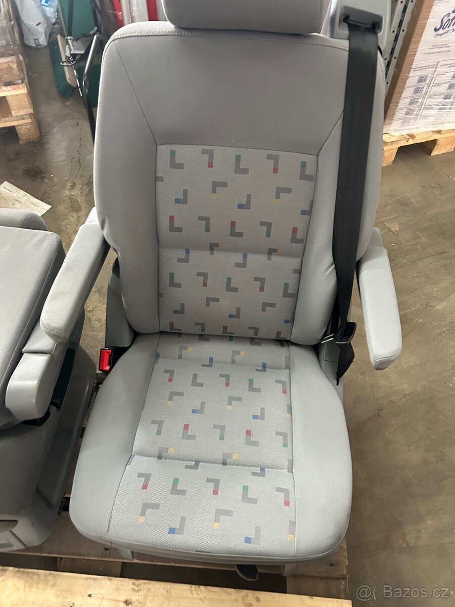 Otočné sedadla VW T5 - 7